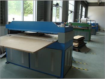 冲床punching machine(001).jpg